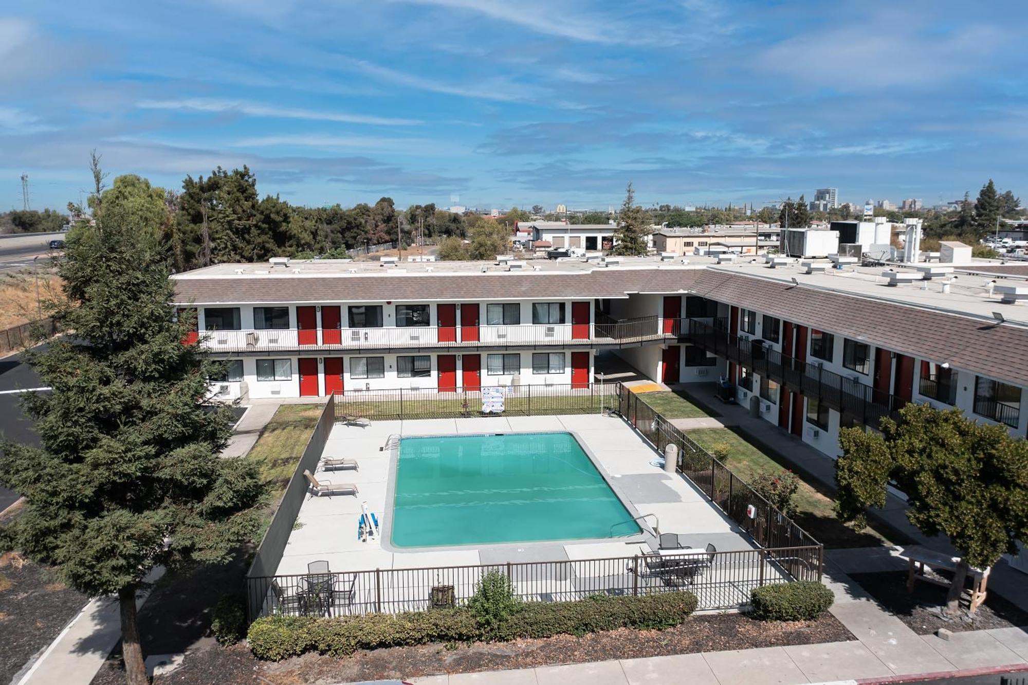 Econo Lodge Stockton Near I-5 Fairgrounds Bagian luar foto