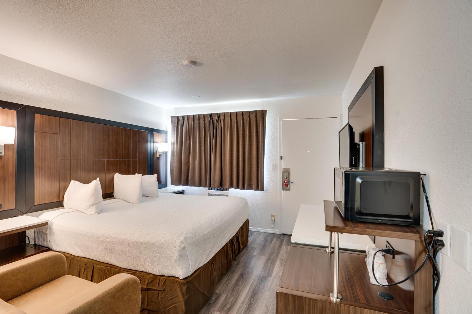 Econo Lodge Stockton Near I-5 Fairgrounds Bagian luar foto