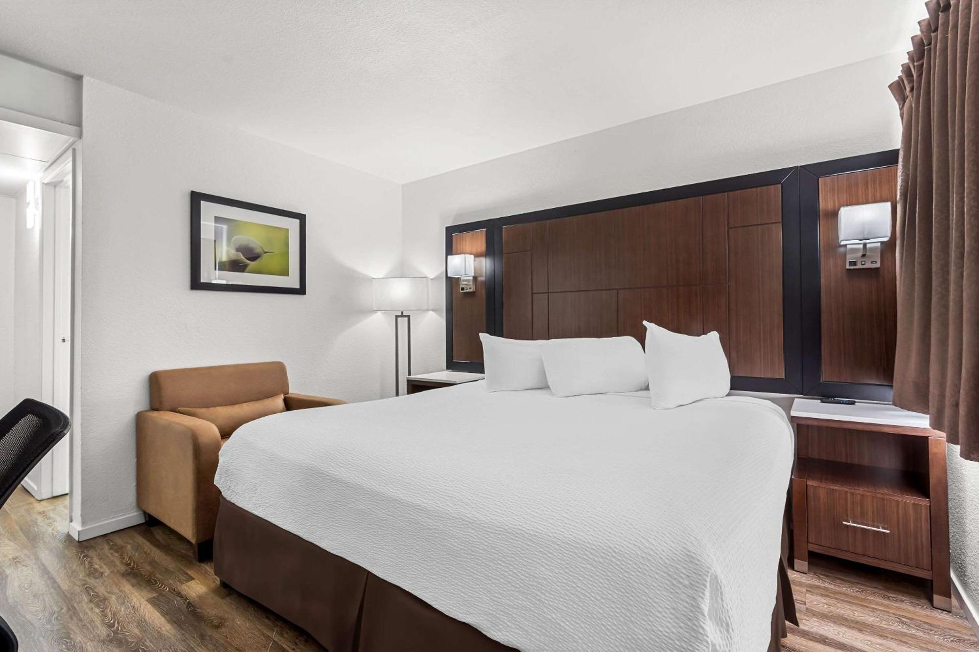 Econo Lodge Stockton Near I-5 Fairgrounds Bagian luar foto